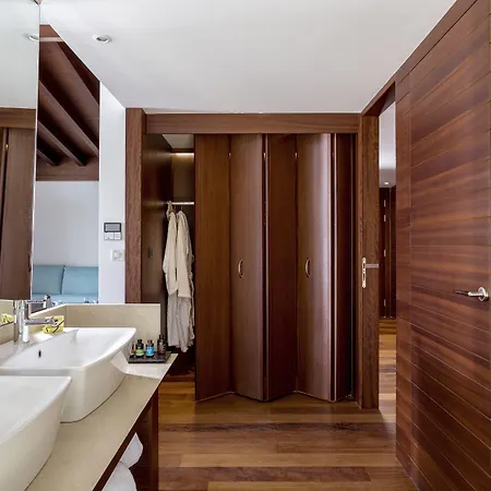 Horizon Blu Boutique Hotel